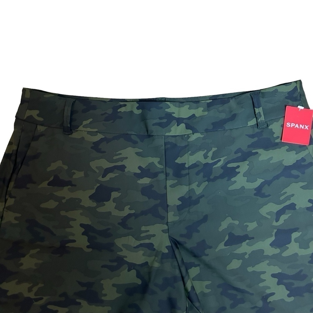 Spanx Green Camo Sunshine Shorts 6” Sz.1X - Picture 10 of 16